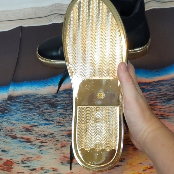 Badgley MISCHKA Garner Gold Stars High Tops - Picture 5 of 11